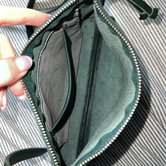 Green Leather Roots Purse - Picture 3 of 3